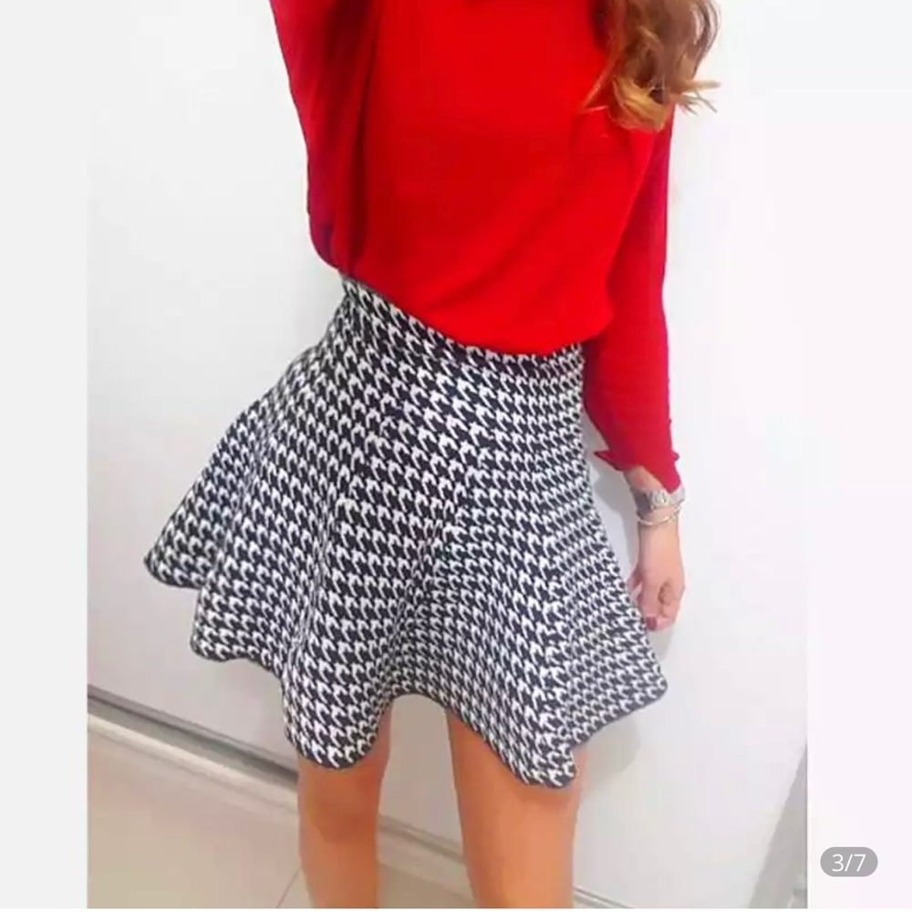 NWOT Red knit mini skirt